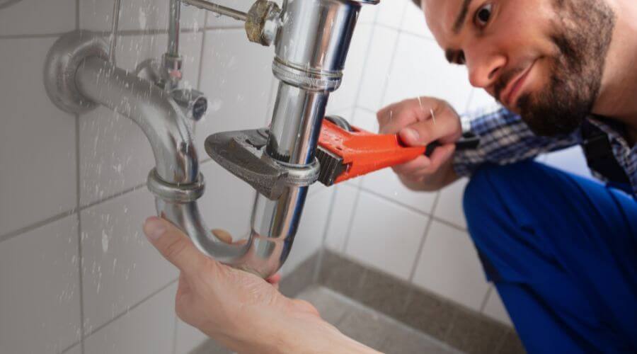 Expert burst pipe repair services in Gerber, CA